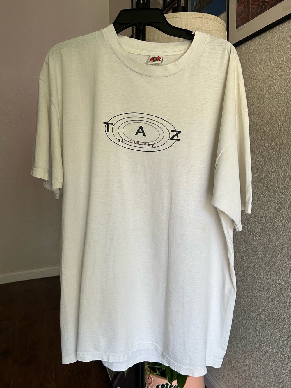 Y2K Warner Bros. TAZ White Graphic Short Sleeve Tee
